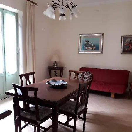 Apartment La Porta Sul Mare
